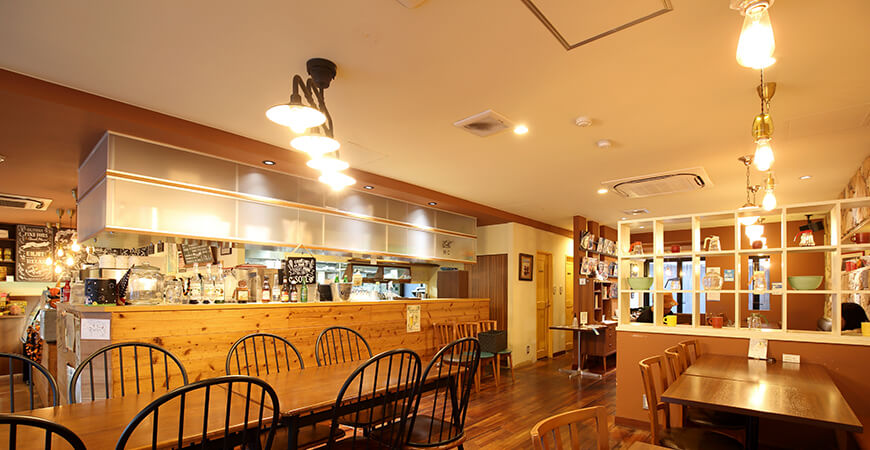 GEORGE’S STEAK 日赤店
